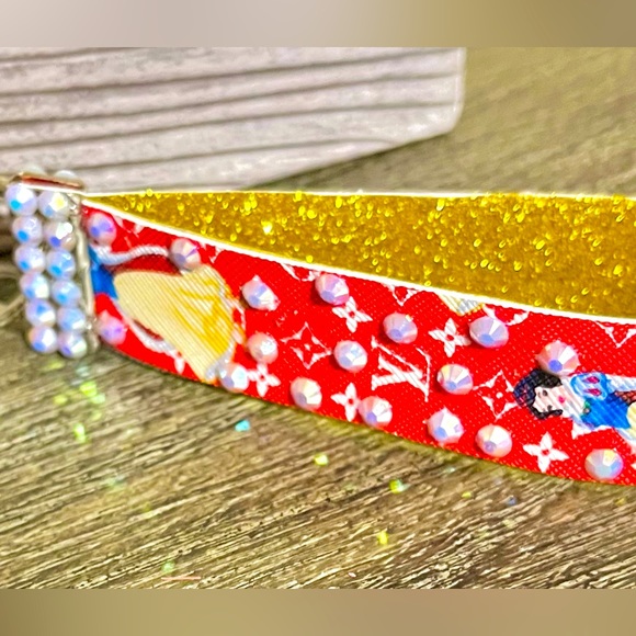 Handmade Snow White Bedazzled Key Fob - Picture 2 of 6